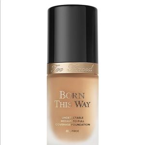 Too Faced Born This Way Foundation - Honey